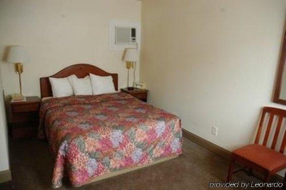 Caravan Inn Glenwood Springs Room photo